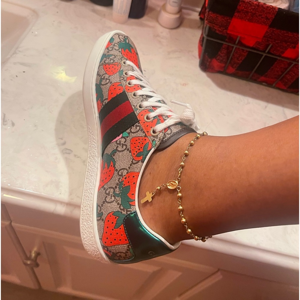 Gucci Sneakers
